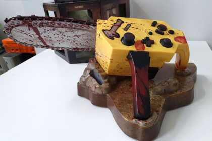 Controle joystick em formato de serra elétrica de Resident Evil 4 - Item raro de colecionador