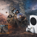 Arte promocional de Crimson Desert com personagens do jogo e um Xbox Series S ao lado, representando a versão do RPG no console da Microsoft.