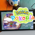 Console Nintendo Switch 2 rodando o menu principal de Pokémon Pokopia.